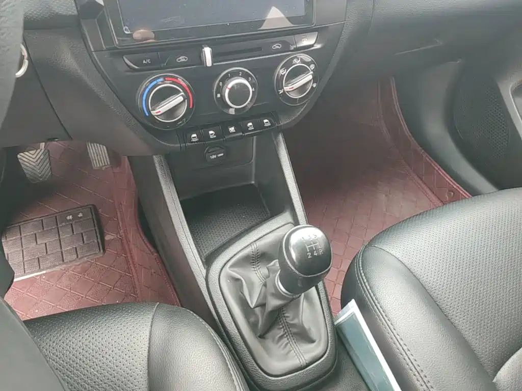 Hyundai Verna — миниатюра 14