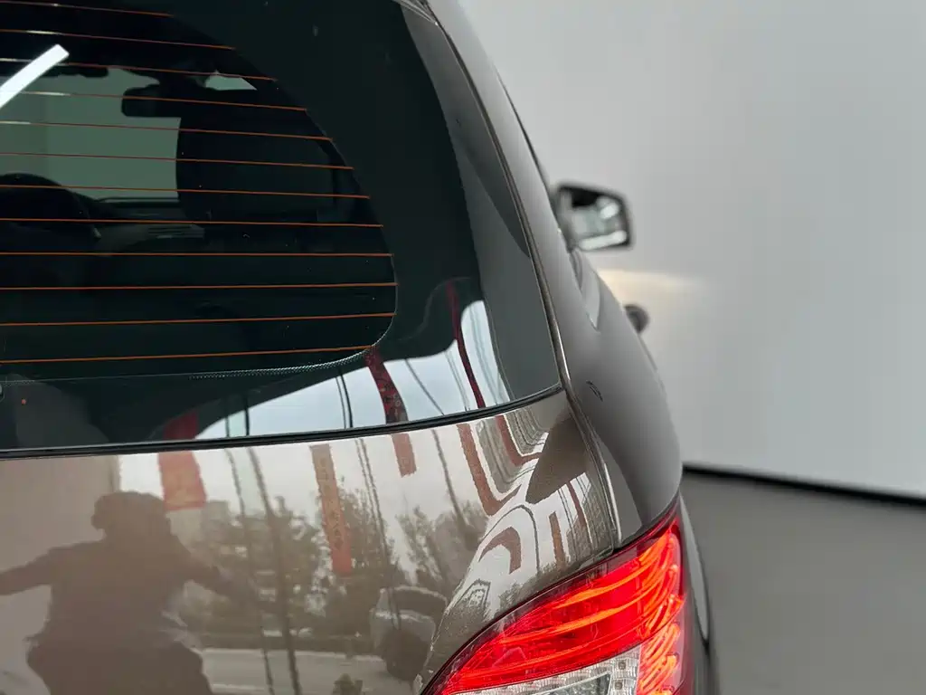 Mercedes-Benz R-Class — миниатюра 23