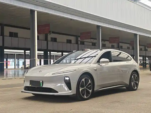 2024 Nio ET5