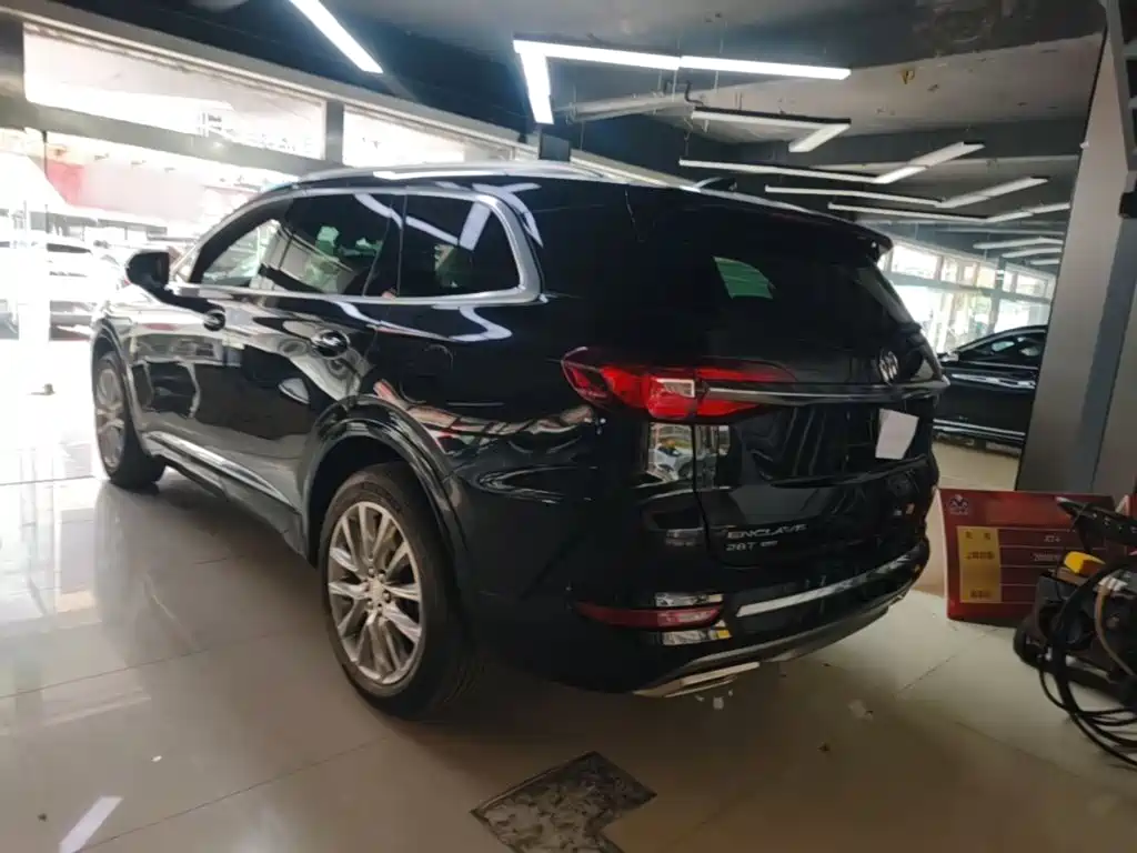 Buick Enclave — миниатюра 23