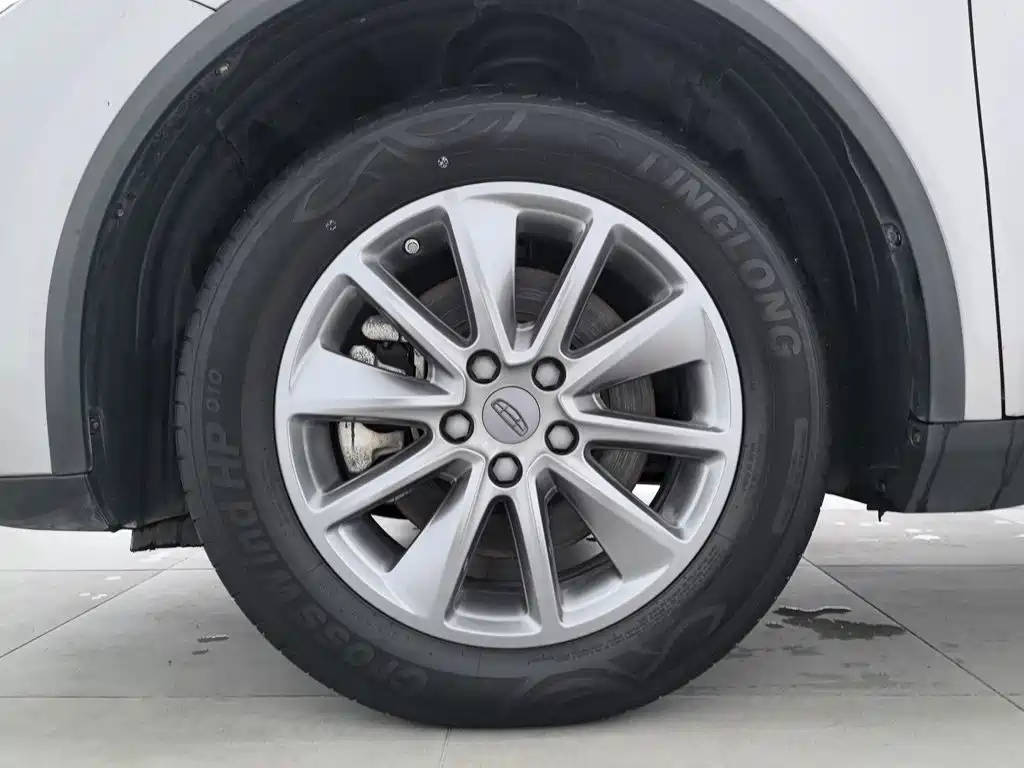 Geely Jia Ji — миниатюра 17