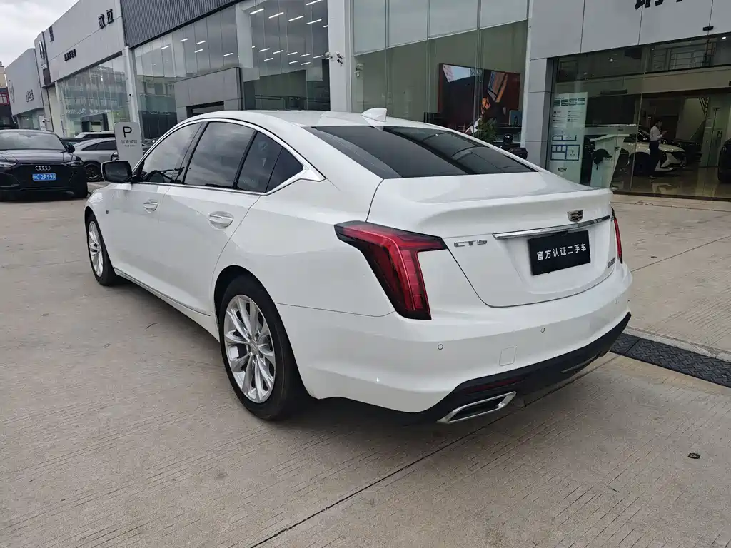 CADILLAC CT5