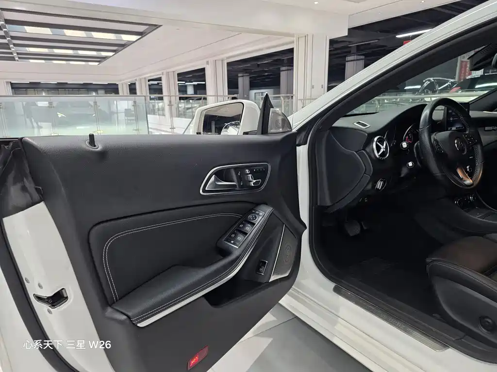 Mercedes-Benz CLA (Import) — миниатюра 5