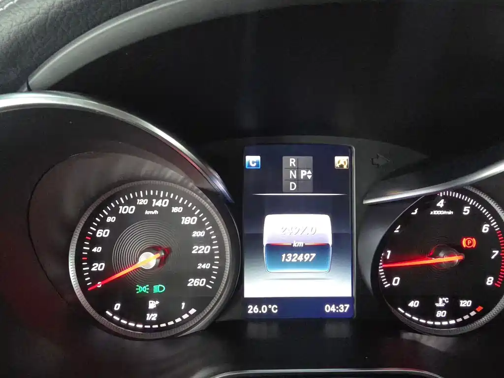 Mercedes-Benz C-Class — миниатюра 6