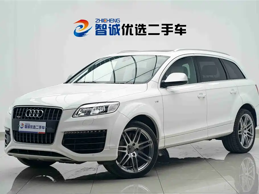Audi Q7 2010 6.0 V12 TDI Flagship