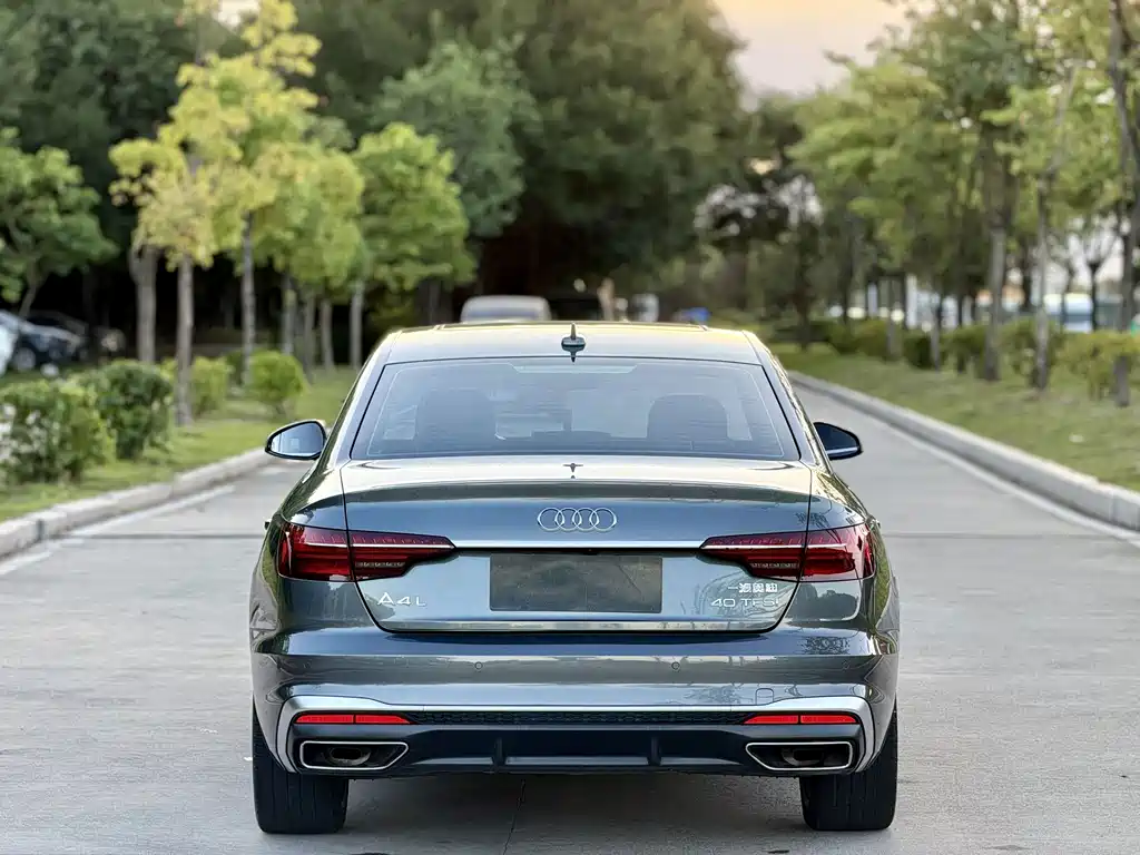 Audi A4L — миниатюра 10
