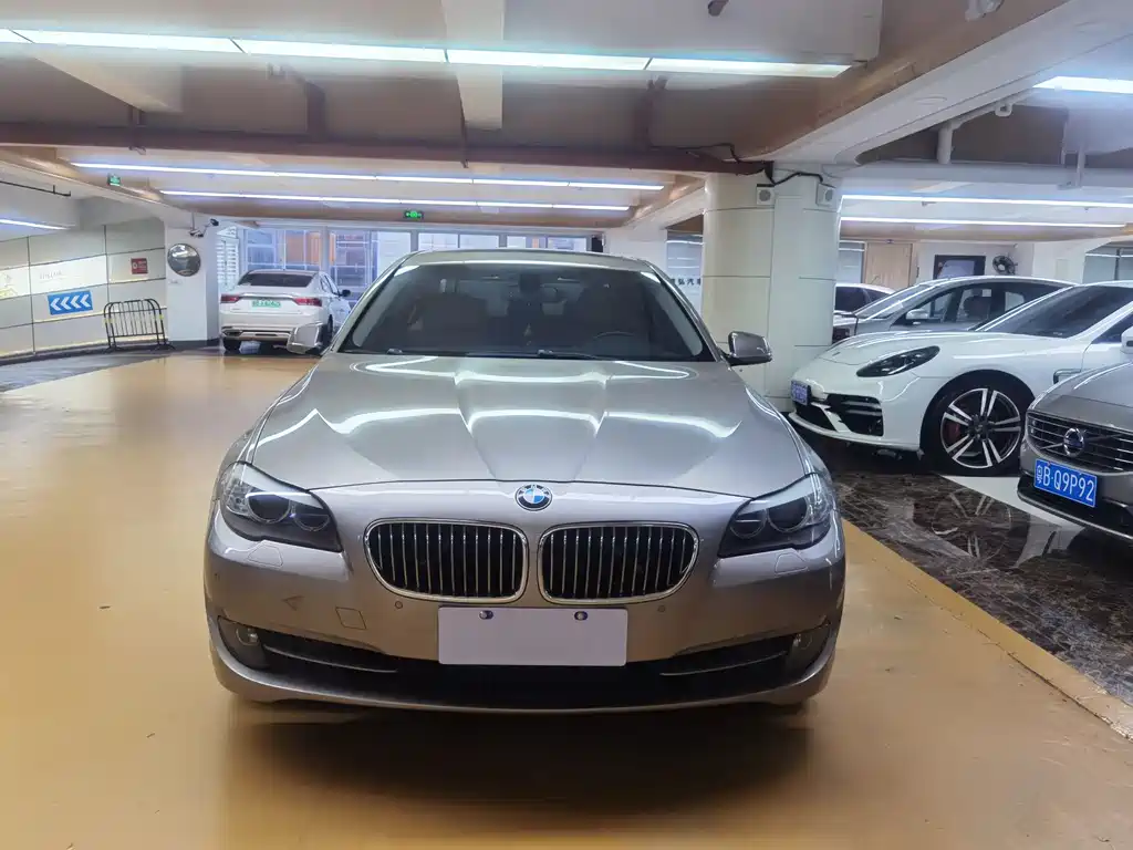 BMW 5 Series 2010