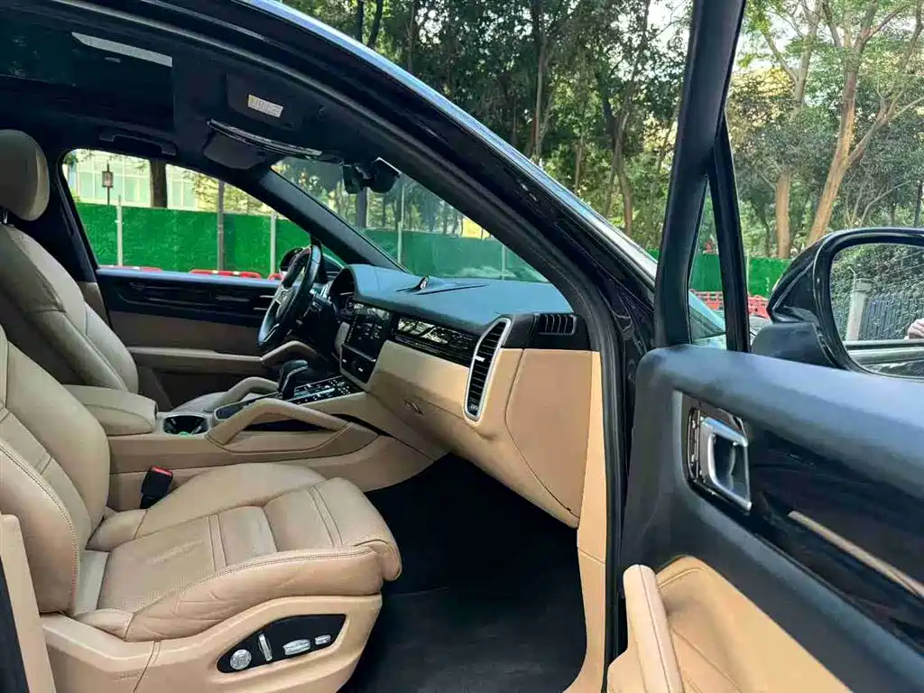 PORSCHE CAYENNE NEW ENERGY