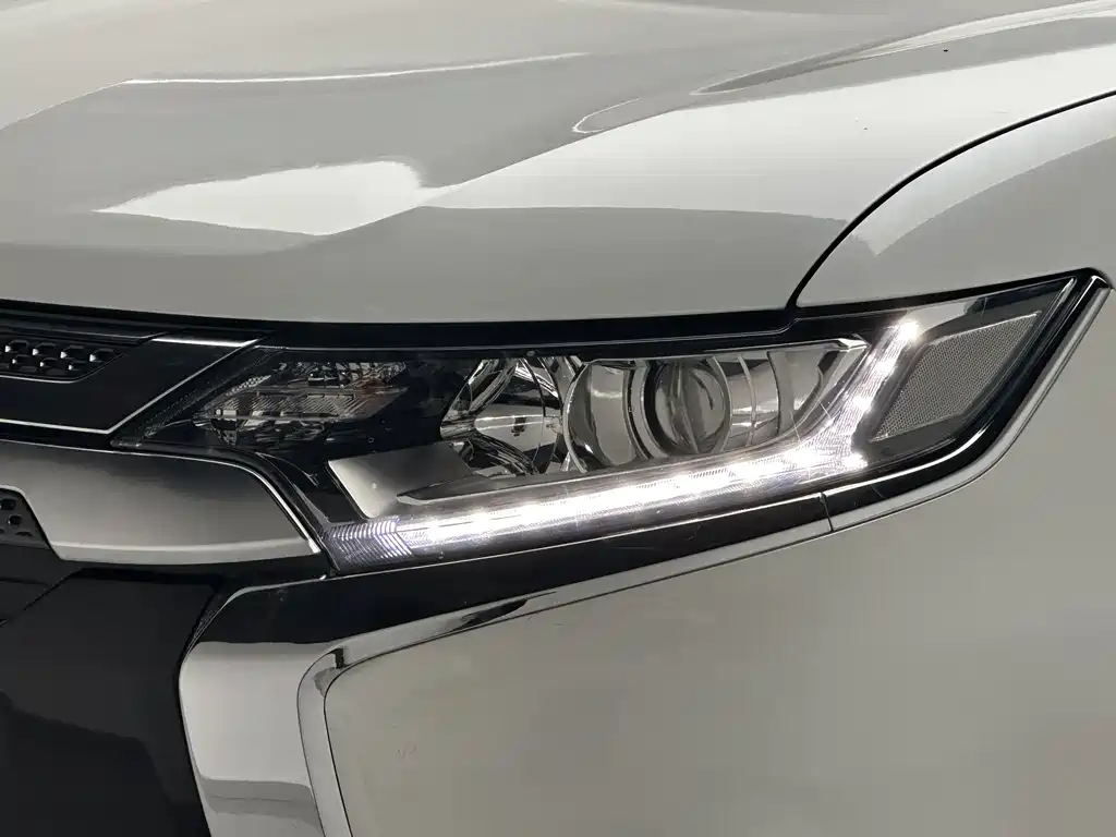 Mitsubishi Outlander 2019 2.0L Enjoy 5 мест VI