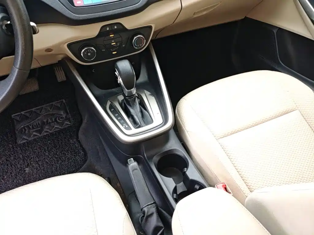 Ford Escort — миниатюра 14