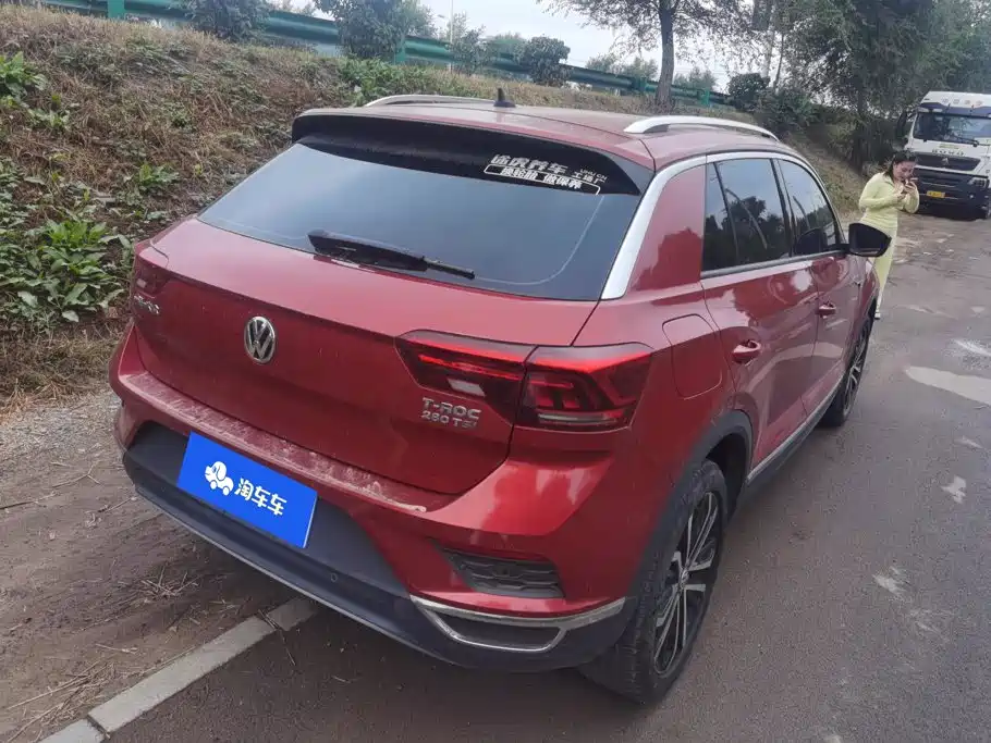Volkswagen T-Roc — миниатюра 3