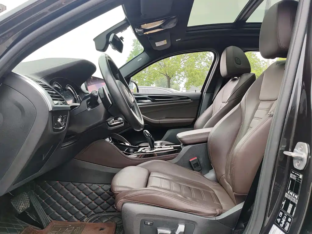 BMW X4 — миниатюра 10