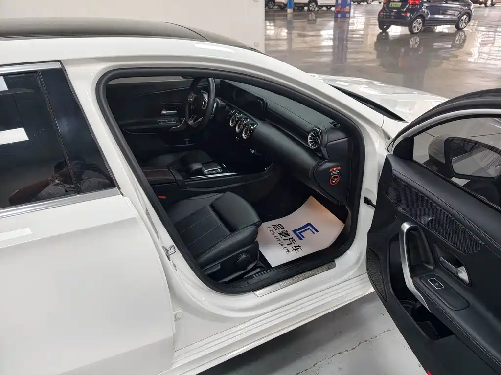 Mercedes-Benz A-Class — миниатюра 15