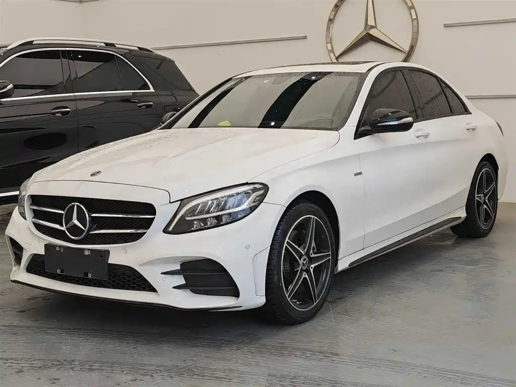 Mercedes-Benz C-Class 2020