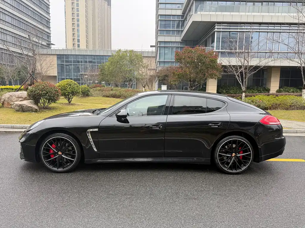 Porsche Panamera 2010 Panamera 3.6L