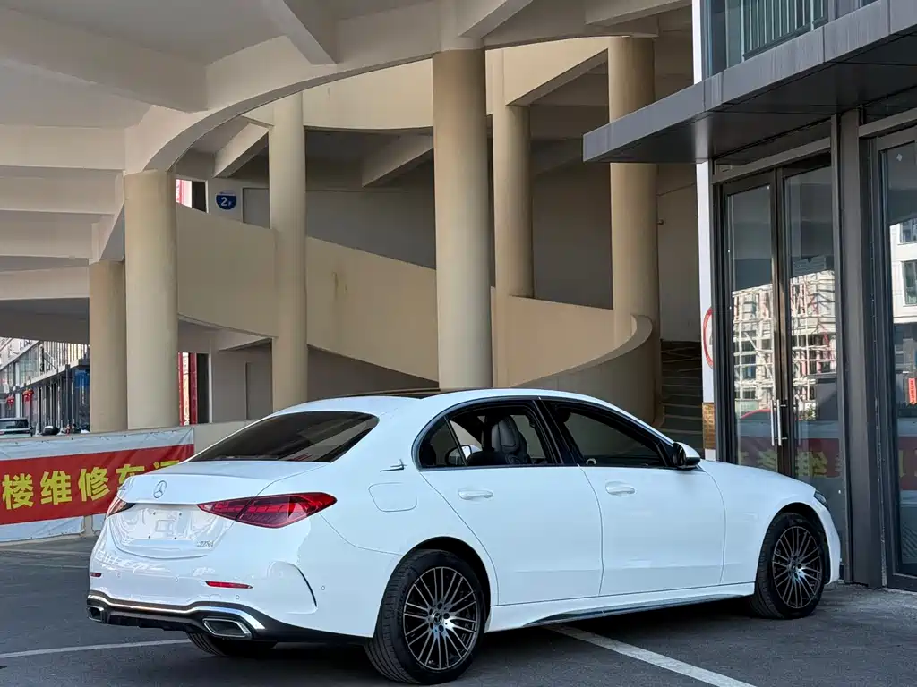 MERCEDES-BENZ C CLASS