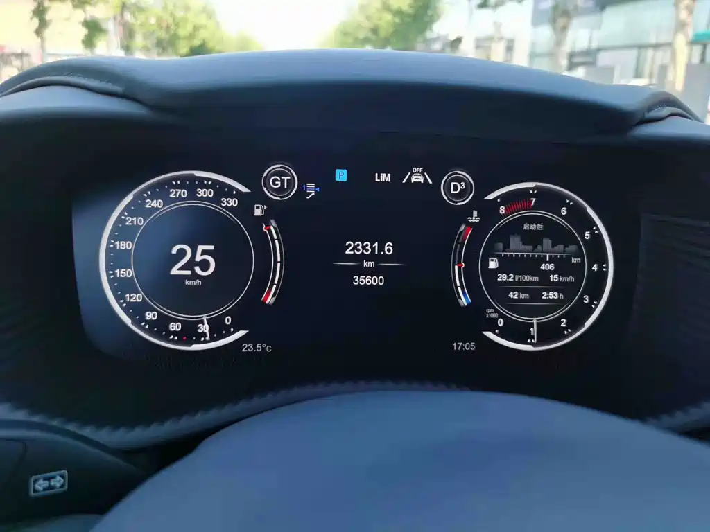 Aston Martin DBX 2021 4.0T V8