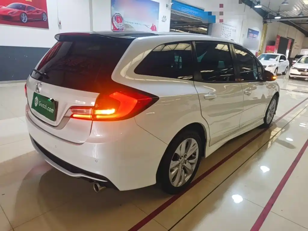 Honda Jade — миниатюра 7
