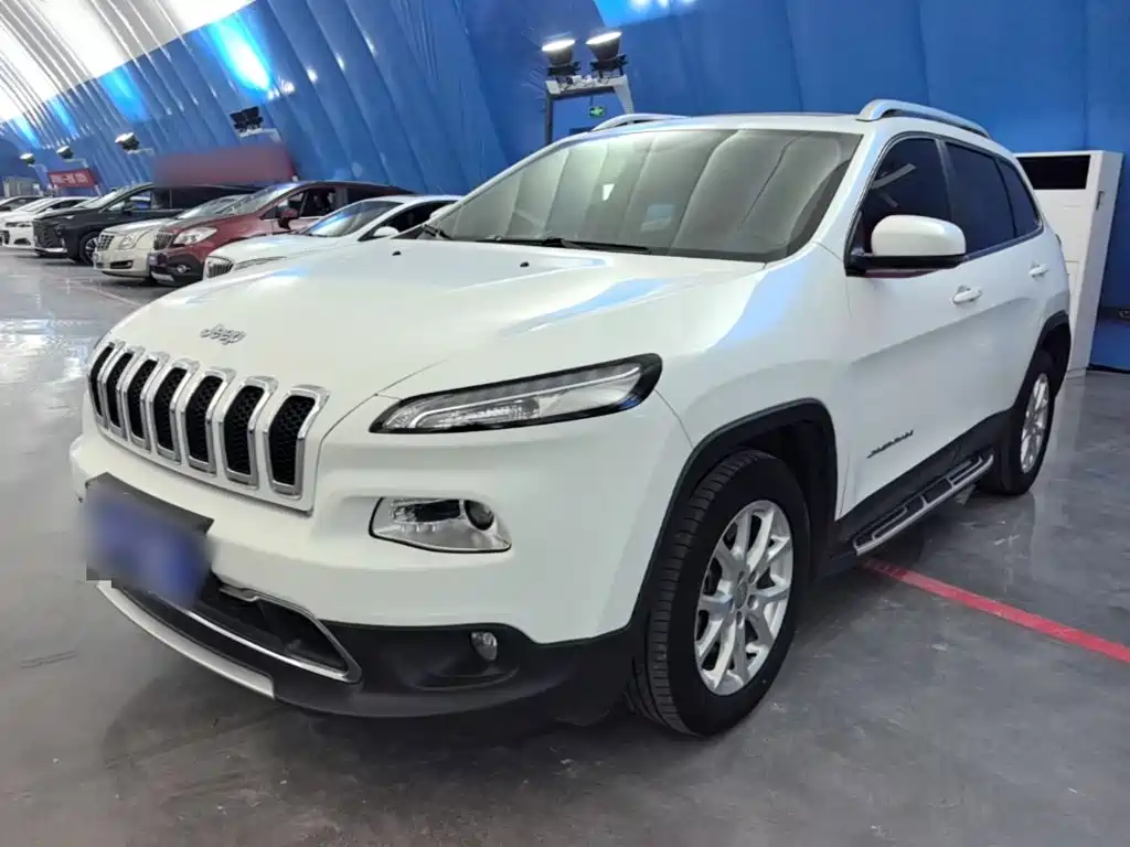 Jeep Cherokee — миниатюра 2