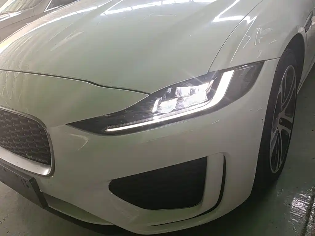 Jaguar XEL — миниатюра 24