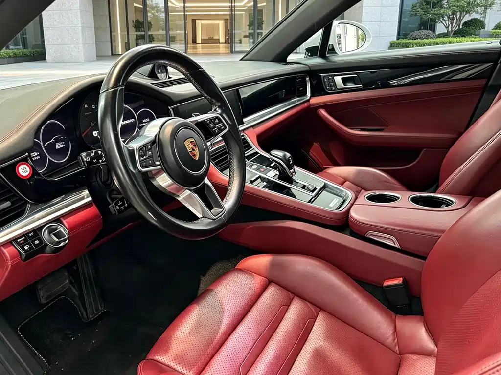 Porsche Panamera — миниатюра 4