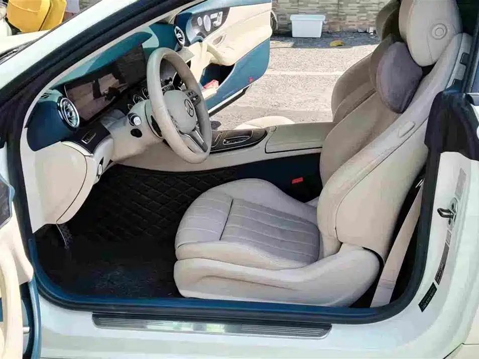 Mercedes-Benz E-Class (Import) — миниатюра 4