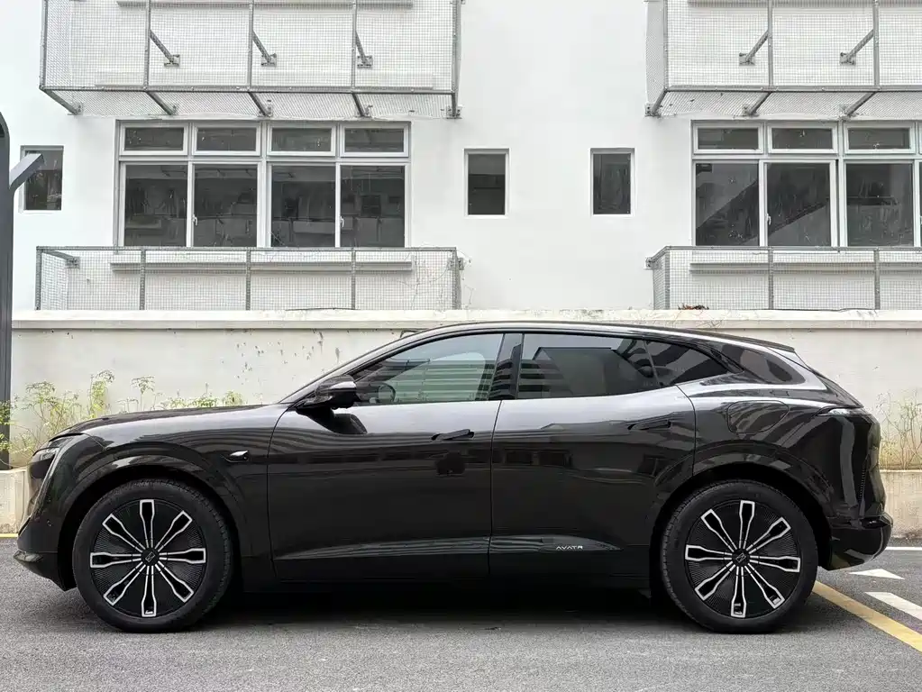 AVATR AVITA 07