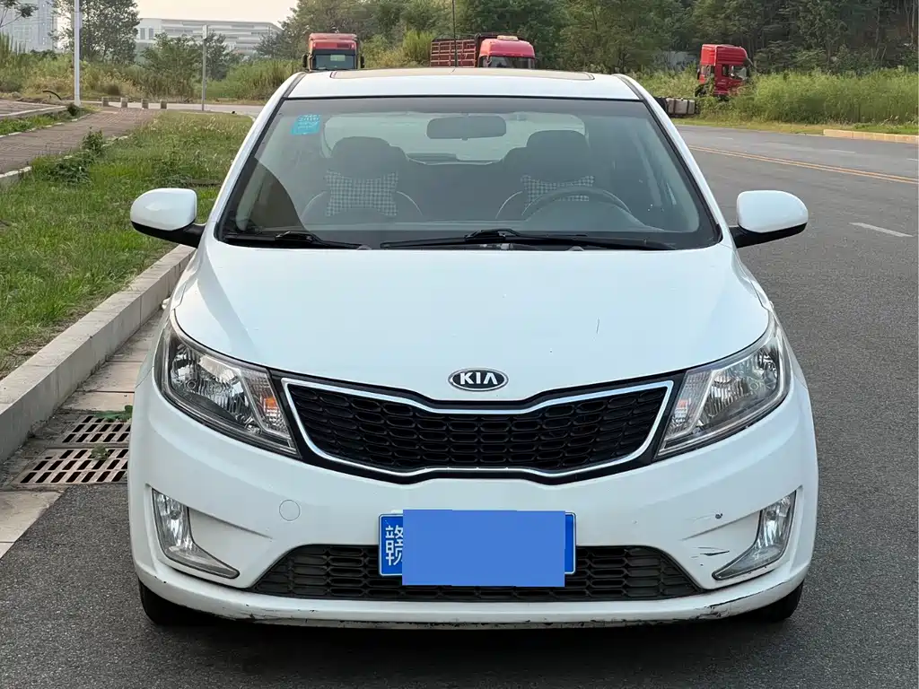 Kia K2 — миниатюра 2