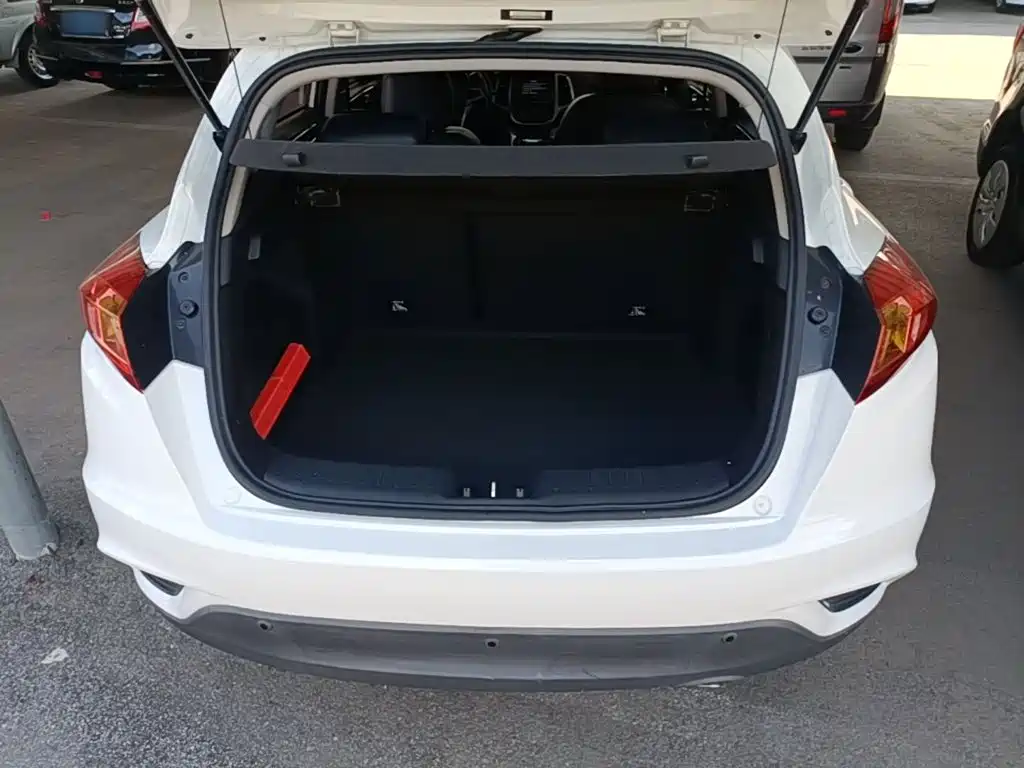 Changan Eado XT — миниатюра 19