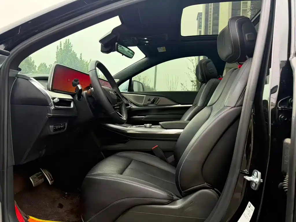 Cadillac XT5 — миниатюра 5