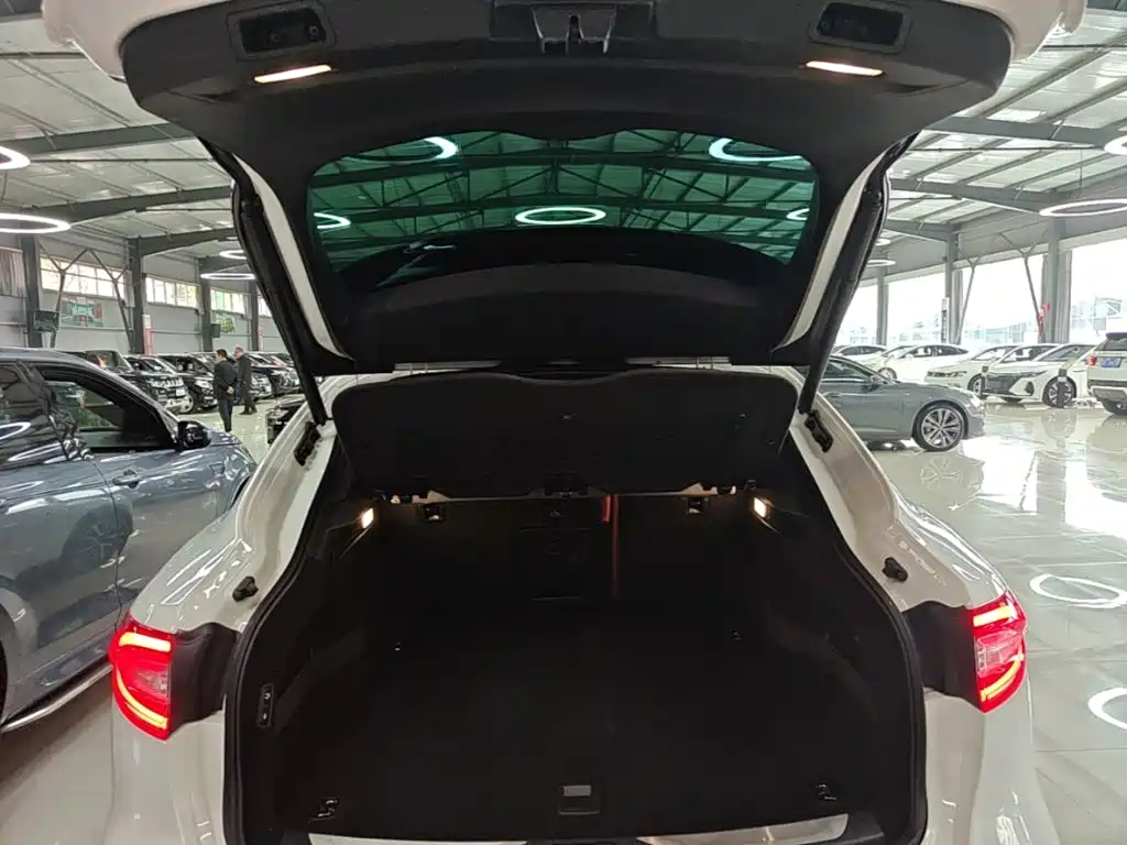 Maserati Levante — миниатюра 19