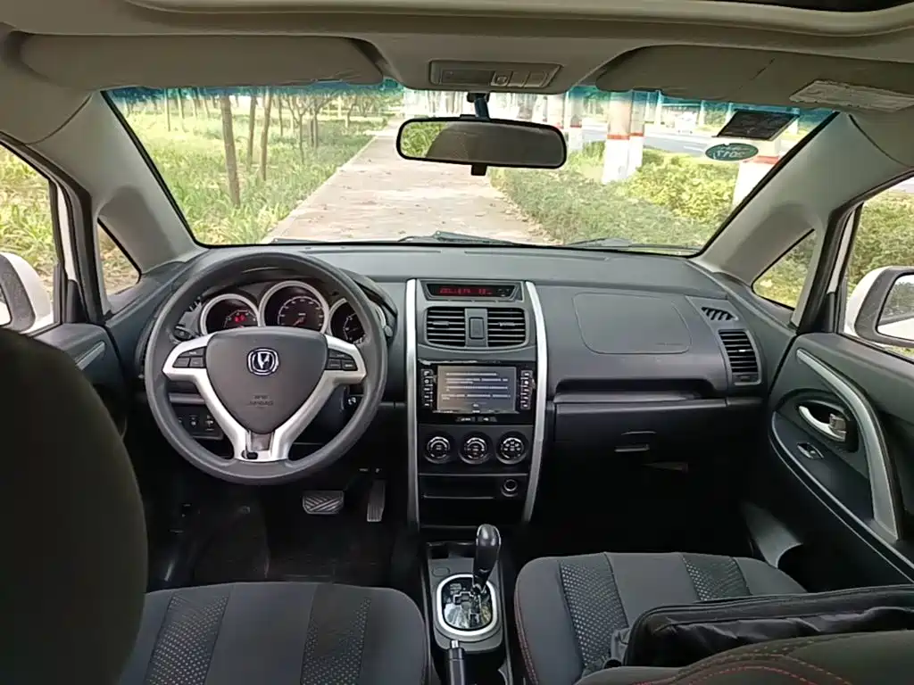 Changan CX20 — миниатюра 10
