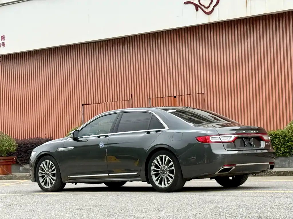 Lincoln Continental 2017 3.0T