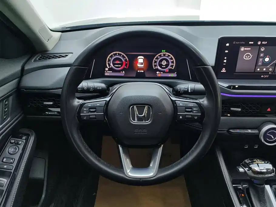 Honda Accord — миниатюра 15
