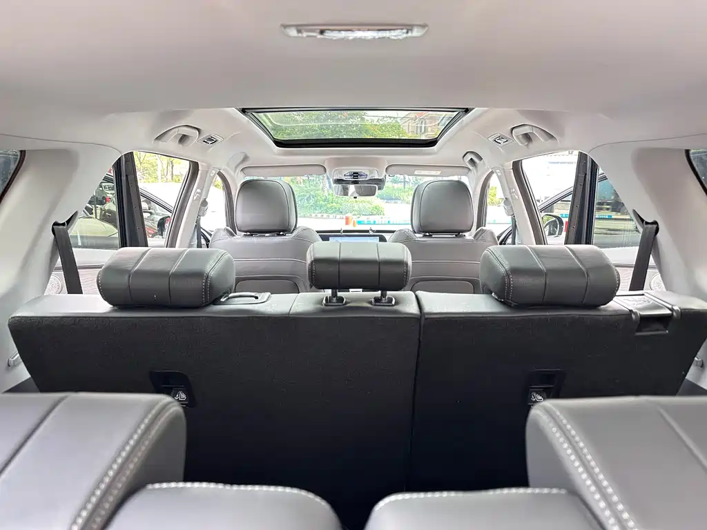 Chery Tiggo 8 PRO NEV — миниатюра 12