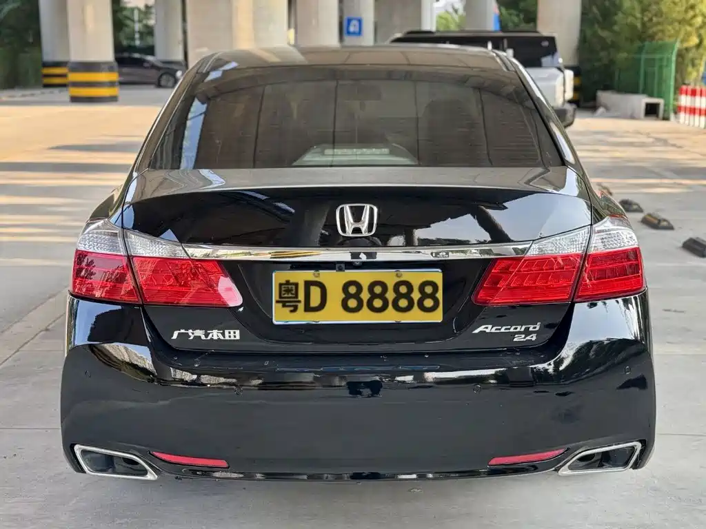 Honda Accord — миниатюра 4