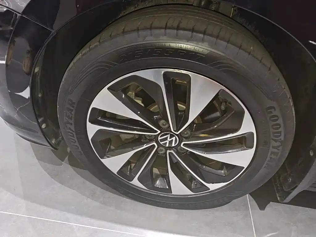 Volkswagen Passat — миниатюра 23