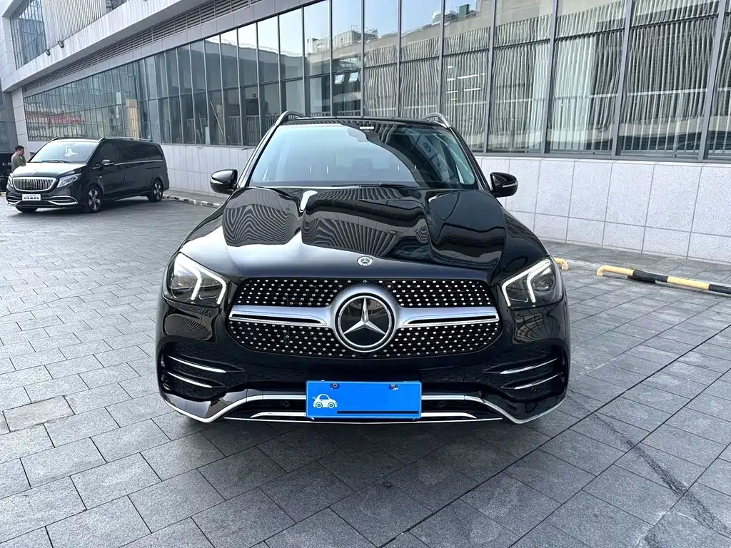 Mercedes-Benz GLE (Import) — миниатюра 2