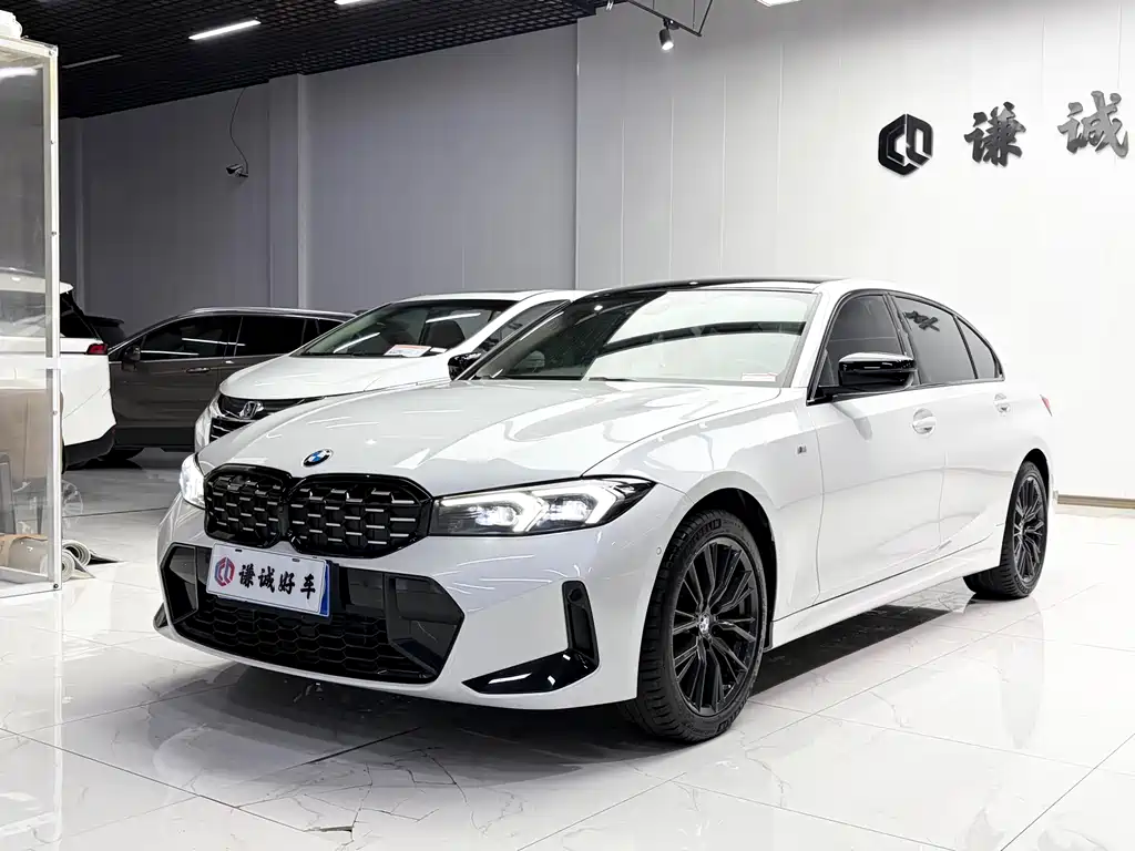 BMW 3 Series 2022