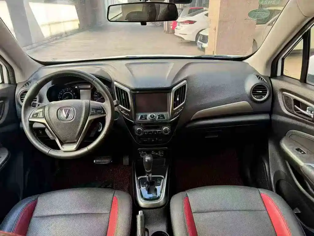 Changan CS15 — миниатюра 4