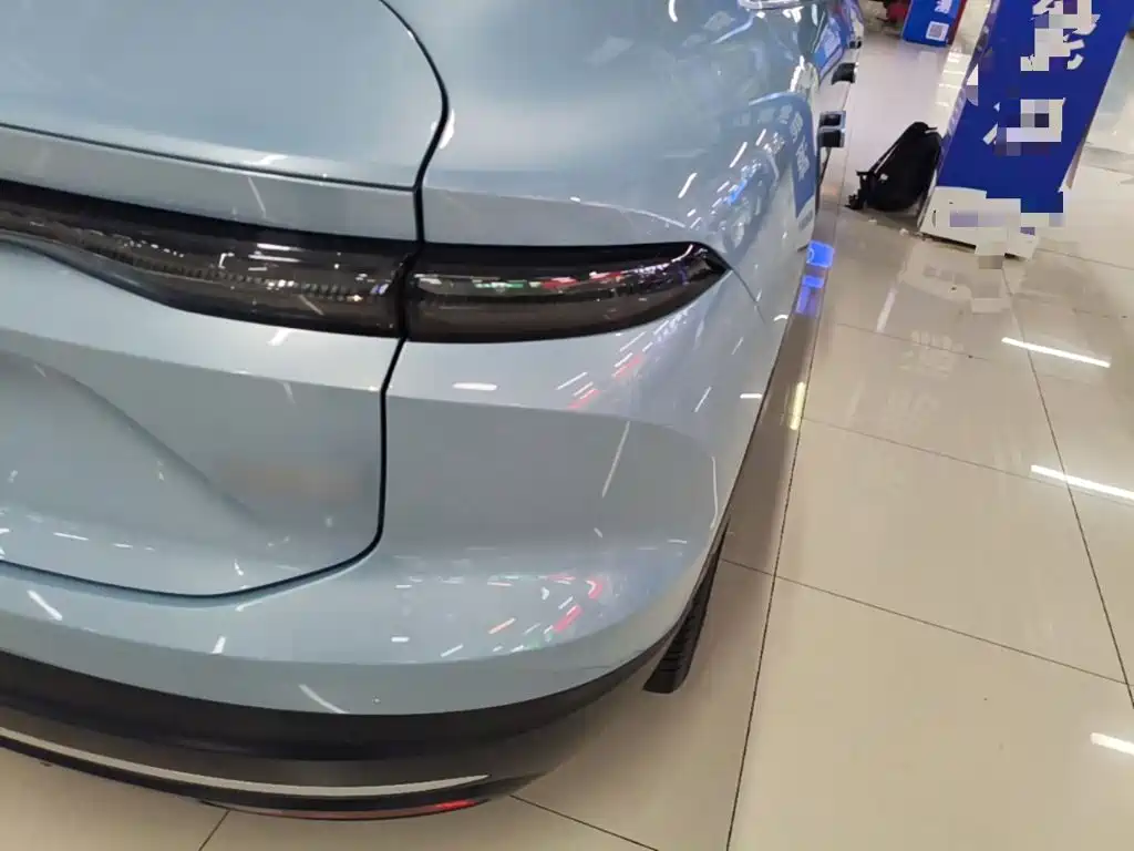 NIO ES6 — миниатюра 8