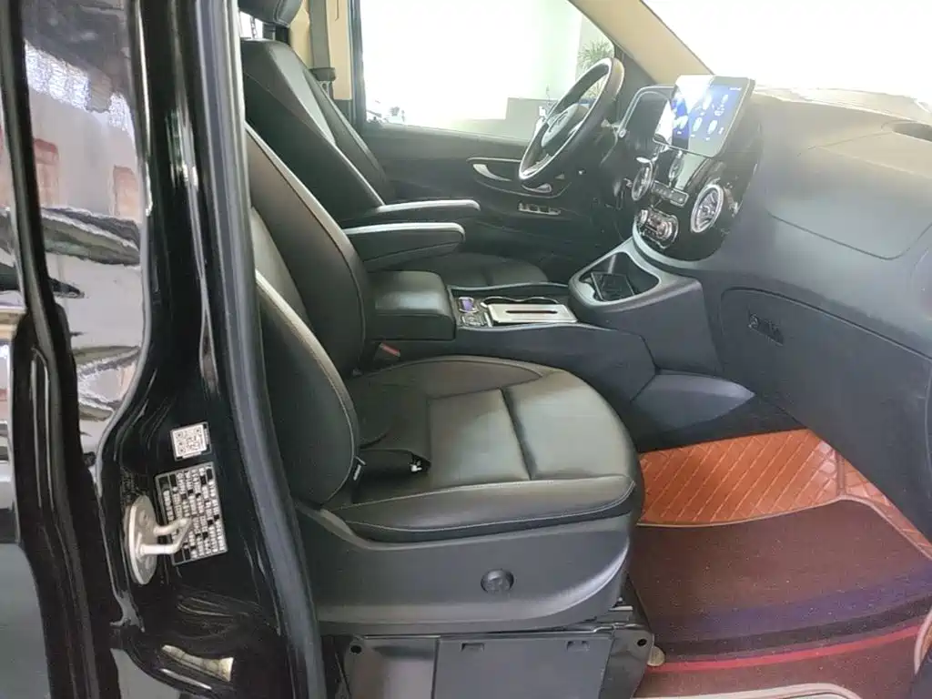 Mercedes-Benz Vito — миниатюра 20