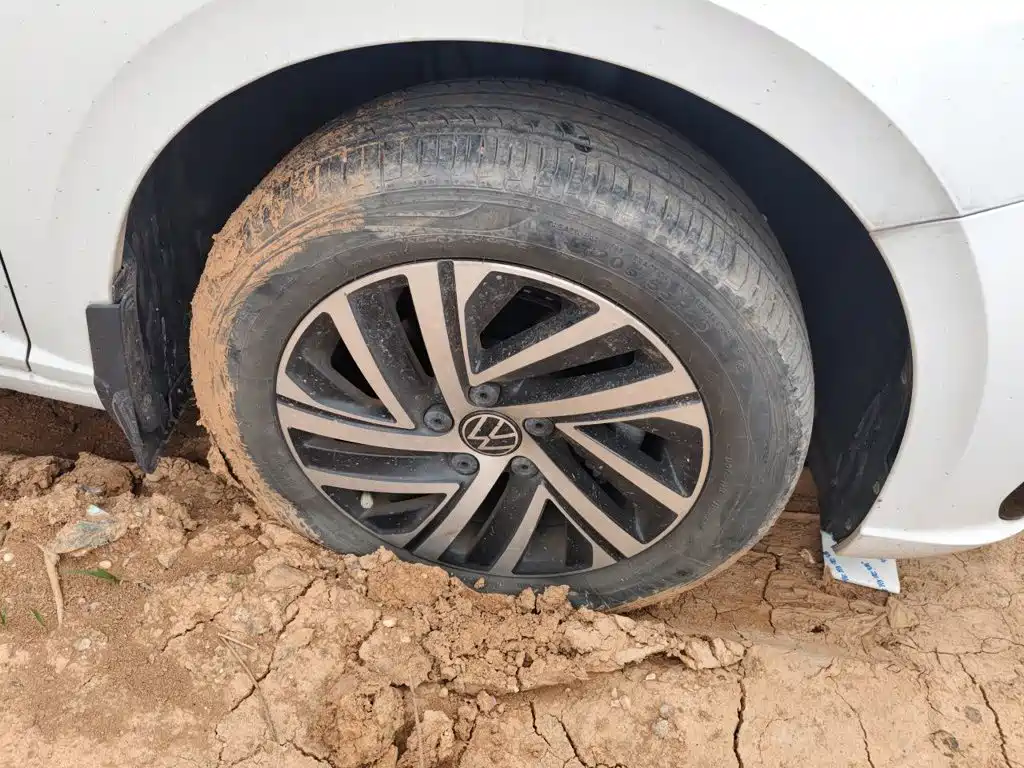 Volkswagen Lavida — миниатюра 24