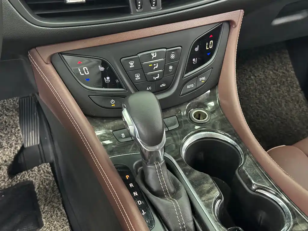 Buick Envision Plus — миниатюра 5