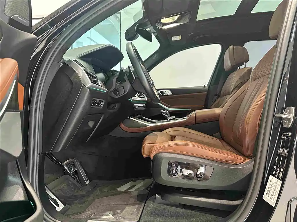 BMW X7 — миниатюра 8