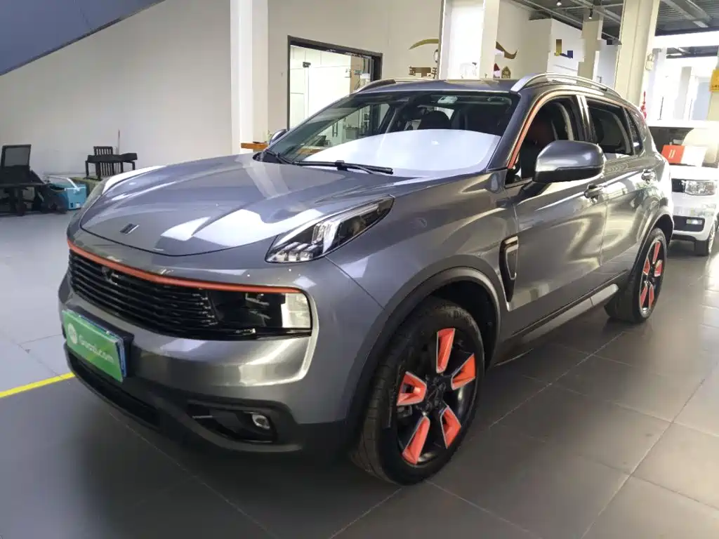 Lynk & Co 01 — миниатюра 2
