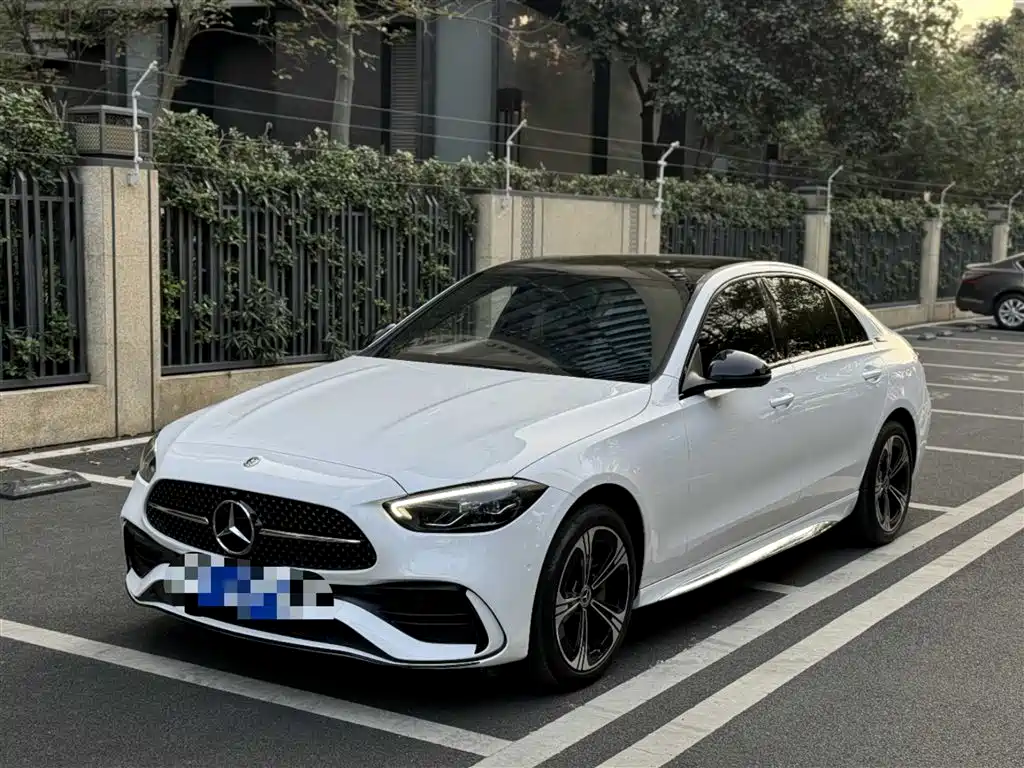 Mercedes-Benz C-Class 2022