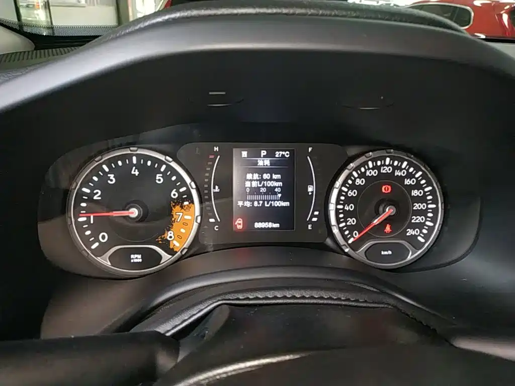 Jeep Renegade — миниатюра 12