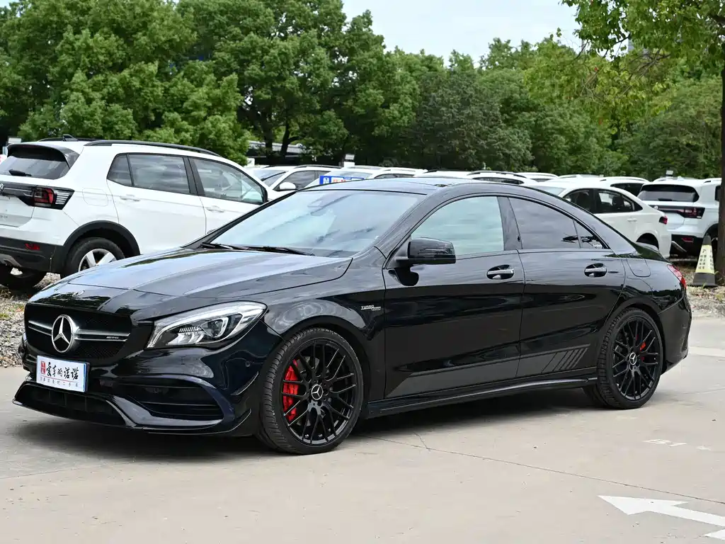 Mercedes-Benz CLA AMG