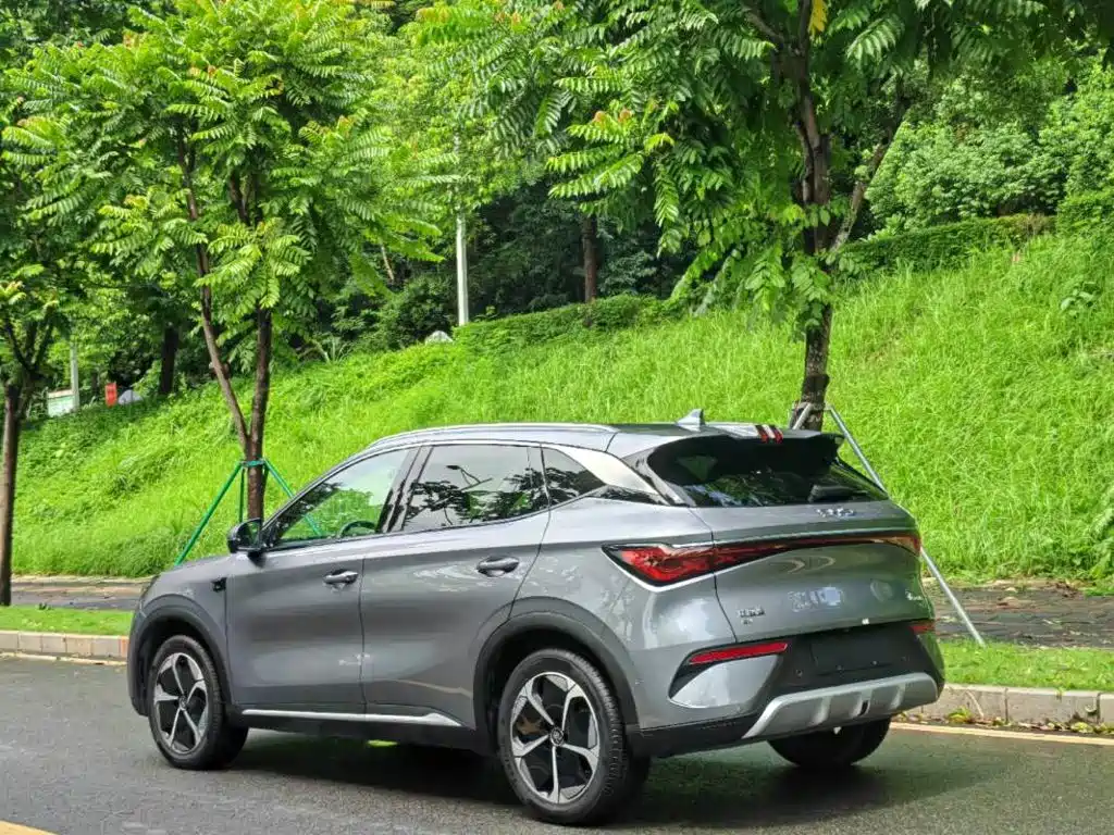 BYD Yuan Plus — миниатюра 3